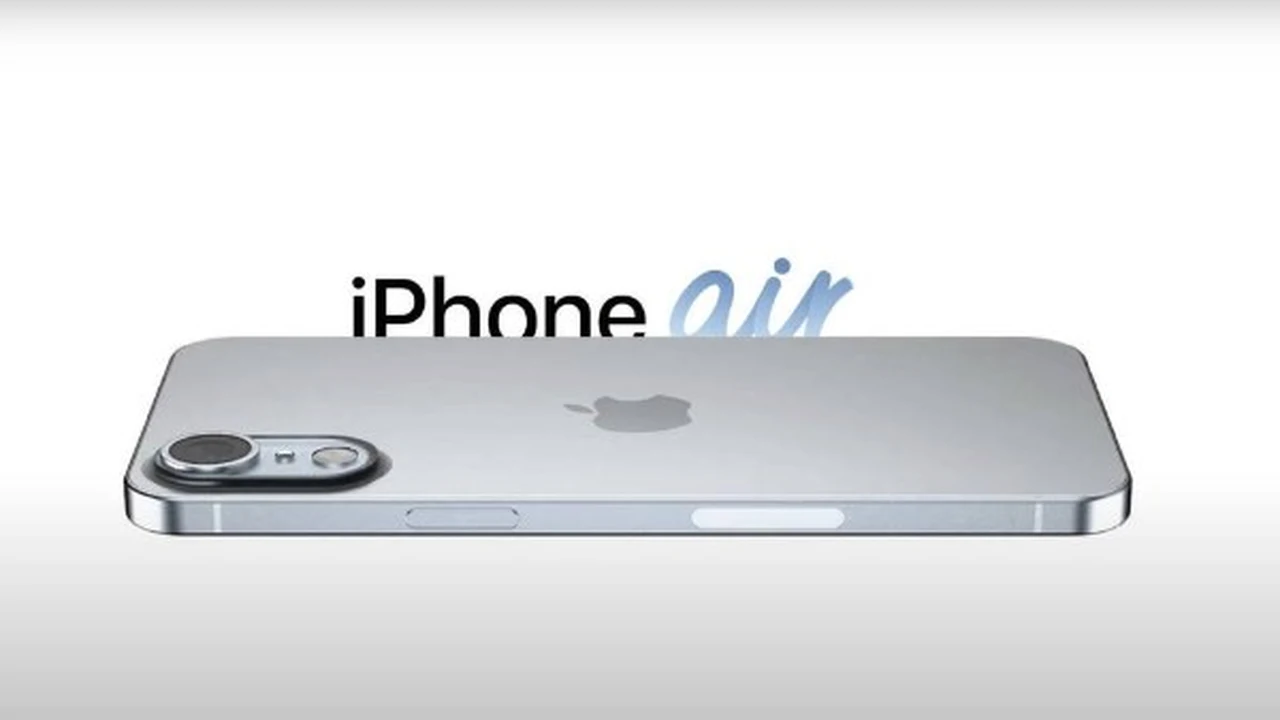 سامسونج تتراجع عن منافسة هاتف iPhone Air وتتحفّظ على طرح إصدار TriFold الجديد